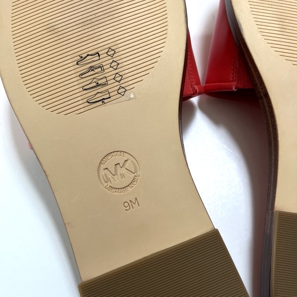 NWOB MICHAEL KORS Quilted Slide Sandal Signature Logo Orange Red PU - Picture 10 of 11